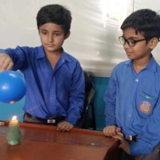 Experiment: Balloon on candle flame